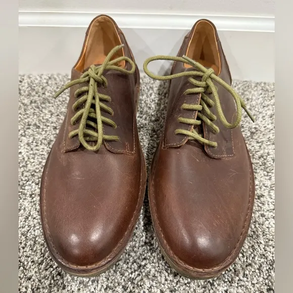 Born men's brown leather dress shoes, size 9