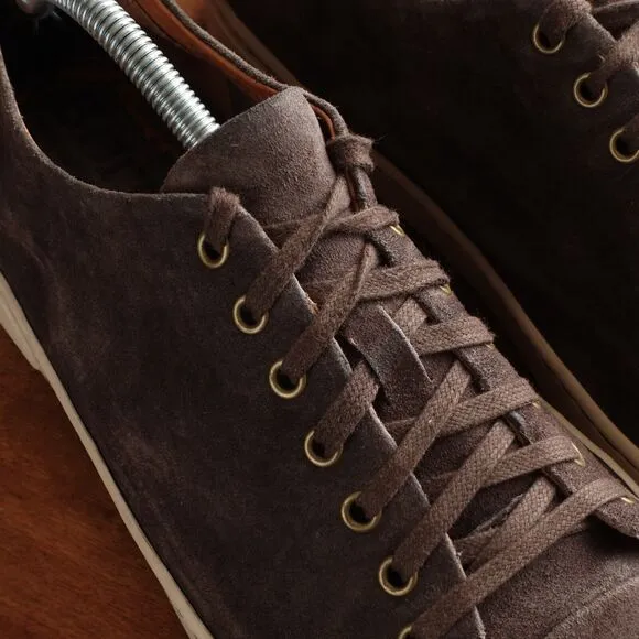 Born Sneakers Mens SZ 10.5M Brown Suede Leather Lace Up Comfort Low Top Shoes