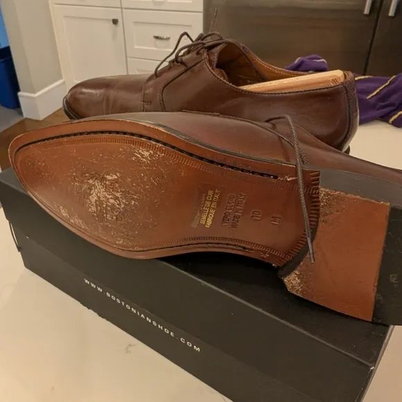 Bostonian brown light shoes size 8.5 Made in Italy