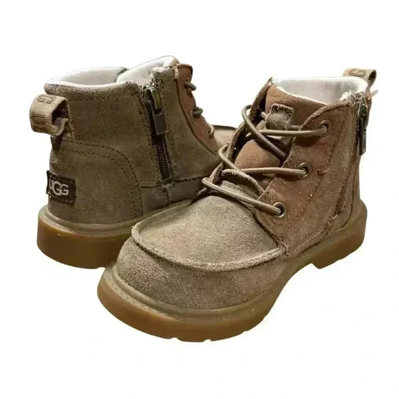 Boy's Boots UGG Kids Chelham Weather (Toddler/Little Kid) Size 10