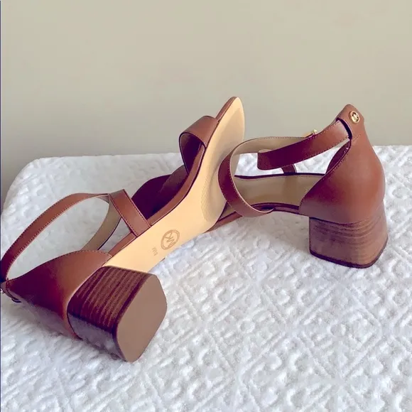 Brand new Michael Kors Shoes. Size 8.5