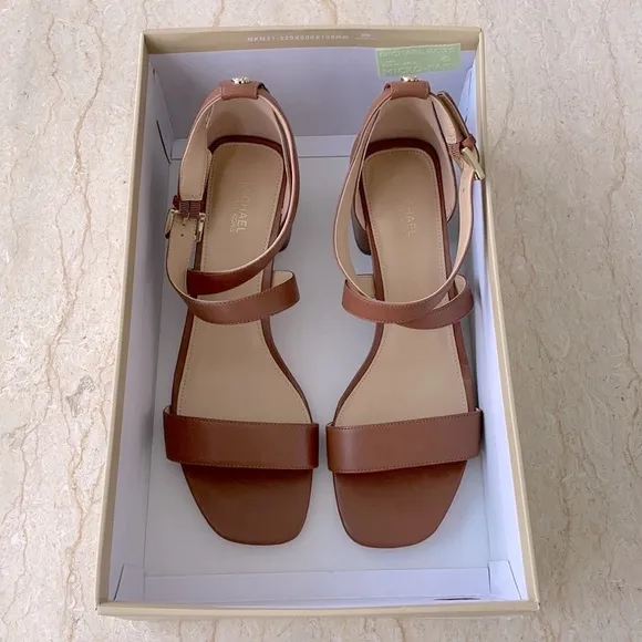 Brand new Michael Kors Shoes. Size 8.5