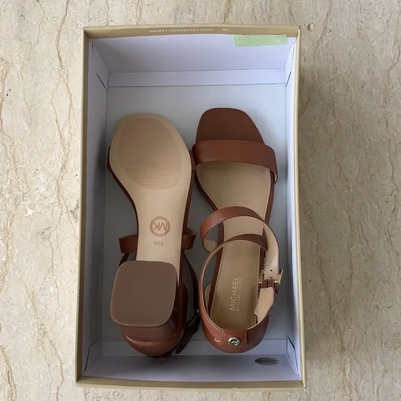 Brand new Michael Kors Shoes. Size 8.5