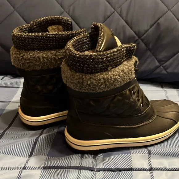 Brand New Mishansha Black Winter Boots