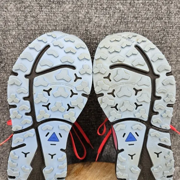Brooks Divide 3 Womens Size 9.5 Black Coral Blue Hiking Trail Running Shoes