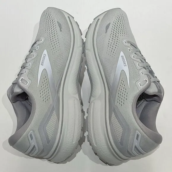 Brooks Ghost 15 Running Shoes Sneakers Women’s 9.5 D Wide Oyster Light Gray EUC