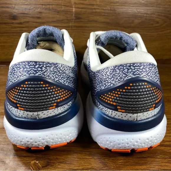Brooks Mens Shoe size 11.5