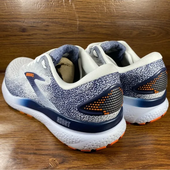 Brooks Mens Shoe size 11.5