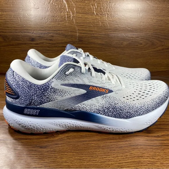Brooks Mens Shoe size 11.5