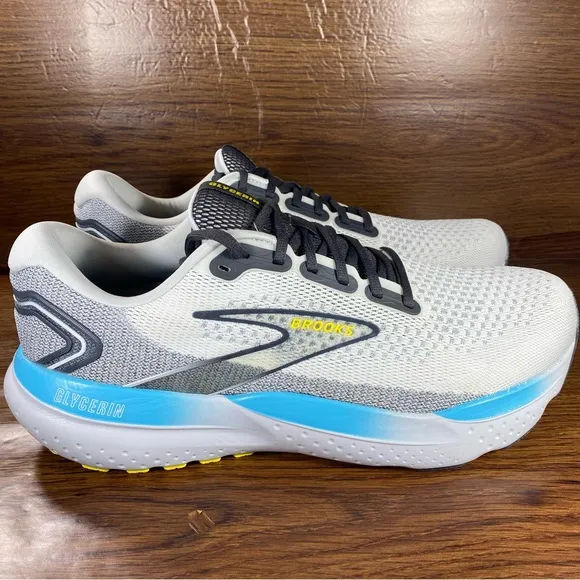 Brooks  Mens Shoe Size 12