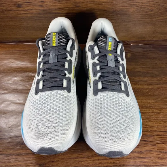 Brooks  Mens Shoe Size 12