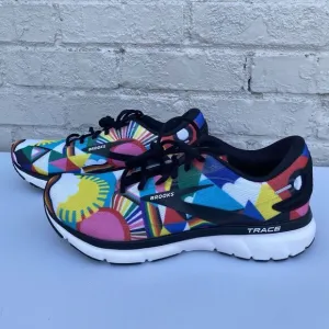 Brooks Trace 2 x Lisa Congdon Mens 9 Shoes running Tie Dye LGBTQ  Pride Rainbow