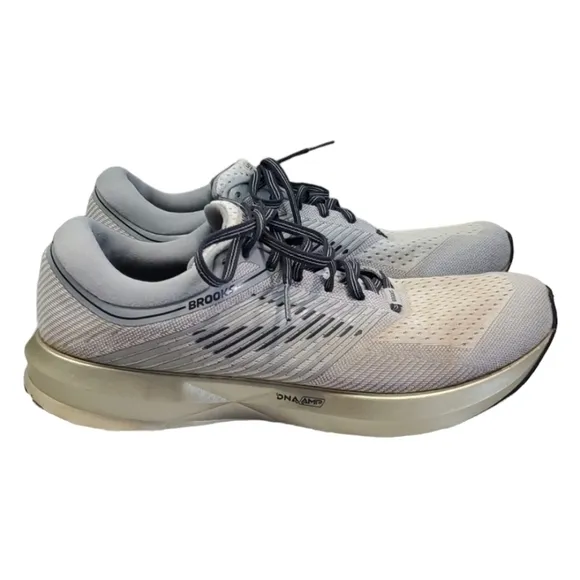 Brooks Womens Levitate Running Athletic Sneakers shoes sz 11 Medium B