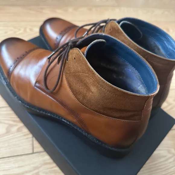 Brown Leather Chukka Boots with Classic Design