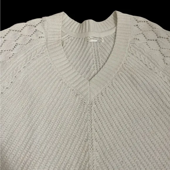 By Anthropologie creamy ivory v neck sweater S cable knit design pointelle