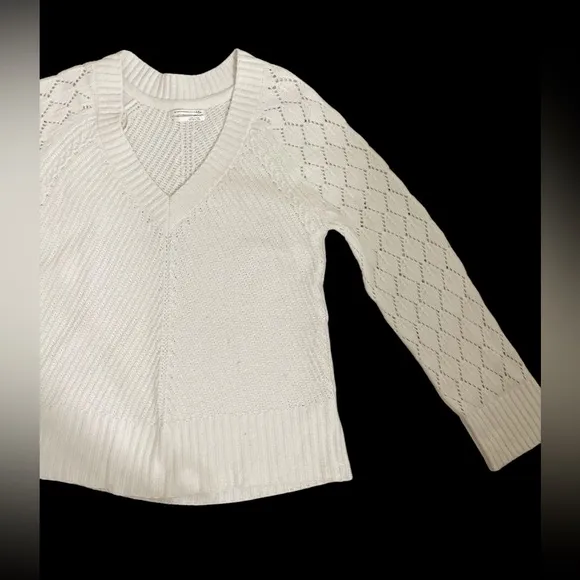 By Anthropologie creamy ivory v neck sweater S cable knit design pointelle
