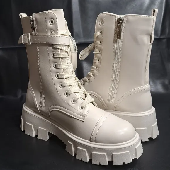 Cape Robbin Women's Beige Monalisa  Combat Boots Chunky‎ Platform Size 9
