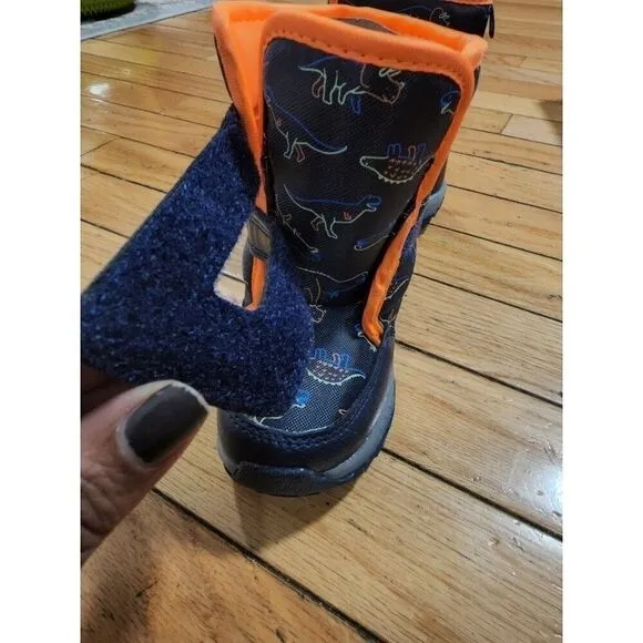 Carter's Unisex-Child Grady Light Up Snow Boots Navy Toddler Size 5