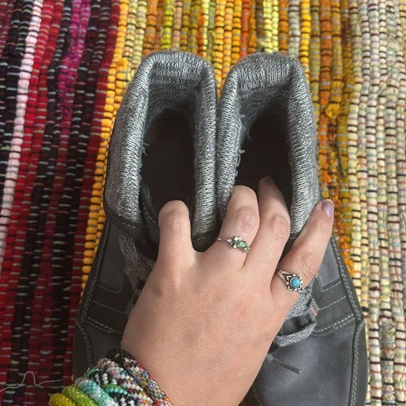 CHACO Barbary Hiking Boots women’s 7 $150 msrp