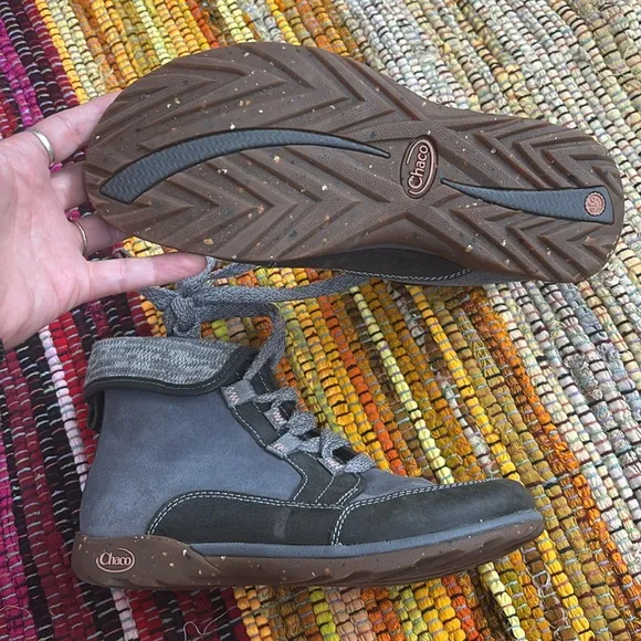 CHACO Barbary Hiking Boots women’s 7 $150 msrp