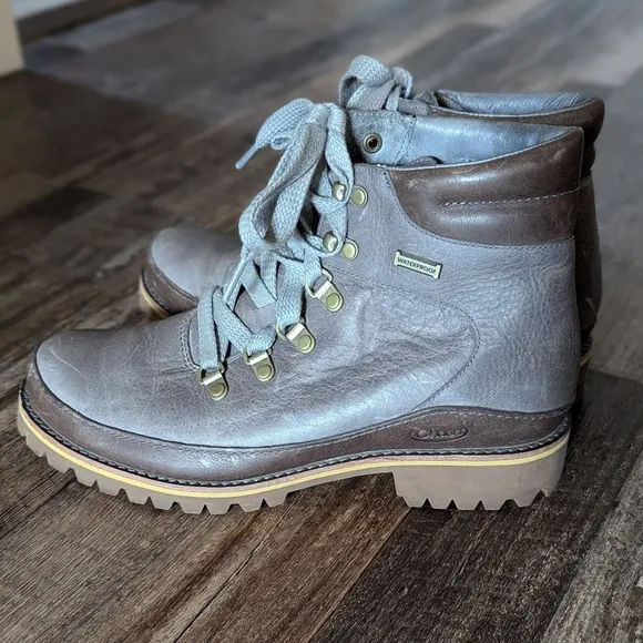 Chacos Grey Leather Hiking Boots