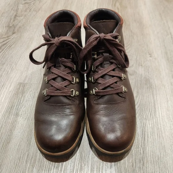 Chacos Mens Frontier Waterproof Laceup Boot