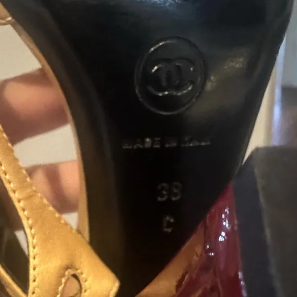 Chanel Paris to Shanghai Gold Heels w/ Carved Heel detail sz 38 from the runway