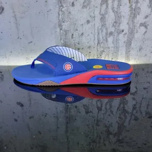 Chicago Cubs REEF Fanning Sandals Men’s Size 11 Red Blue Bottle Opener NEW
