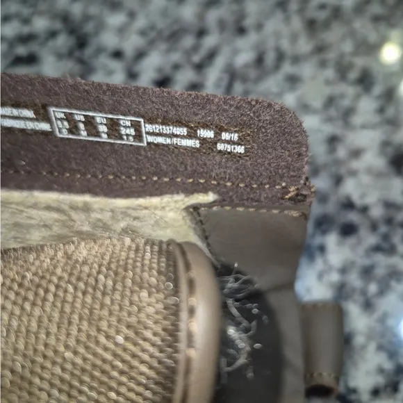 Clark’s Brown Winter Boots Lined With Fur