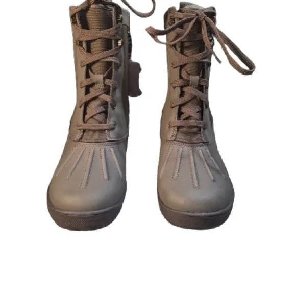Clark’s Brown Winter Boots Lined With Fur