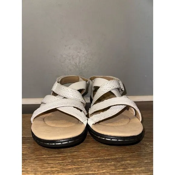 Clarks Collection Leather White Sandals - Laurieann Rena Size 9.5