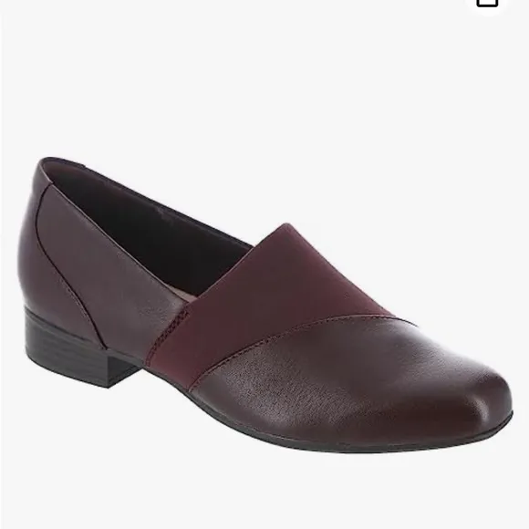 Clark’s collection women’s 10 M burgandy juliet gem leather shoes.