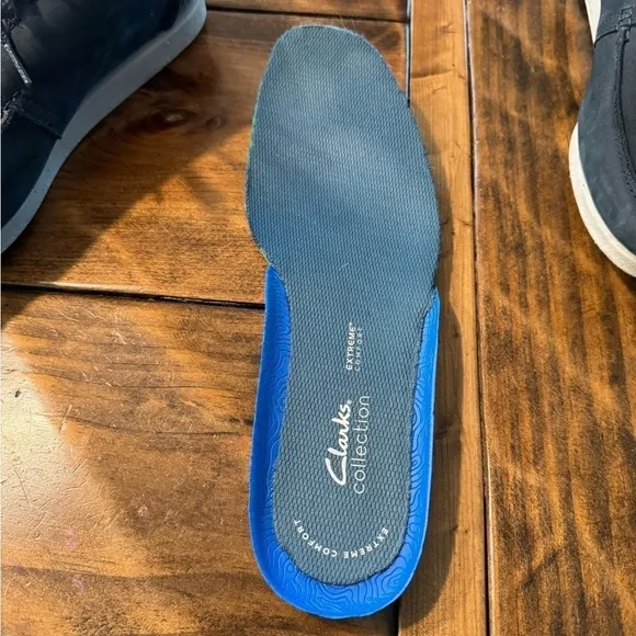 Clarks Shacrelite blue suede shoes! Size 12