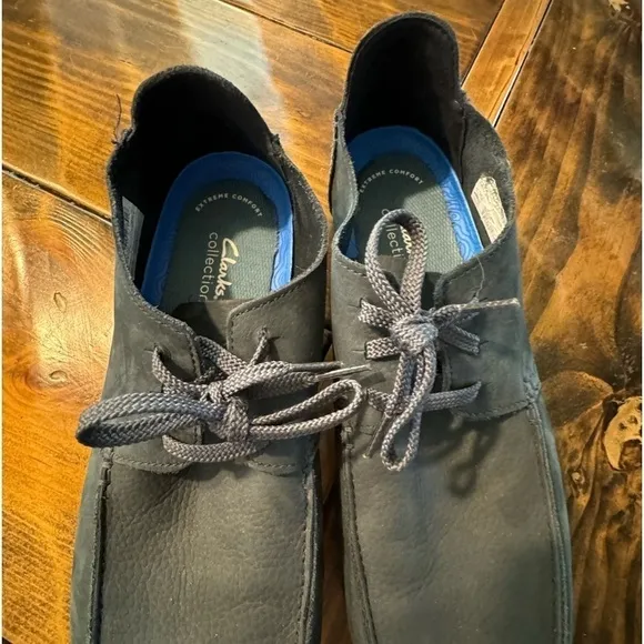 Clarks Shacrelite blue suede shoes! Size 12