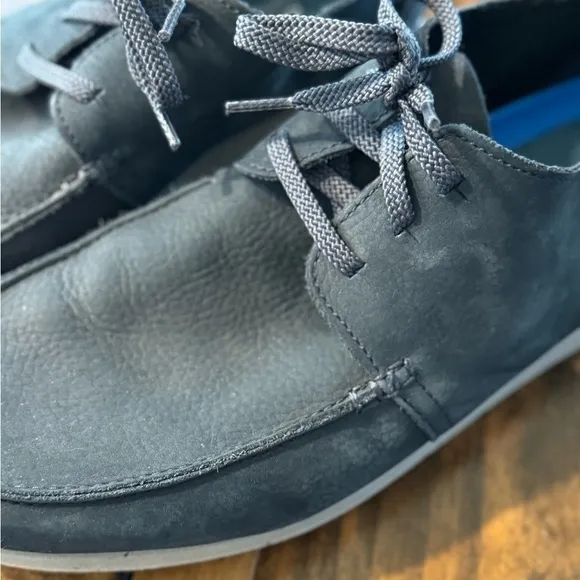 Clarks Shacrelite blue suede shoes! Size 12
