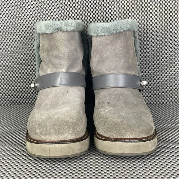 Coach Boots  Womens Size 9.5 B Gray Logo Warm Shearling Lined Winter Casual