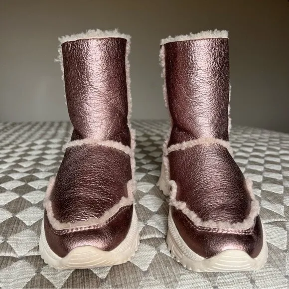 Coach Portia Metallic Pink Winter Boots w/ White Soles Women’s Size 5