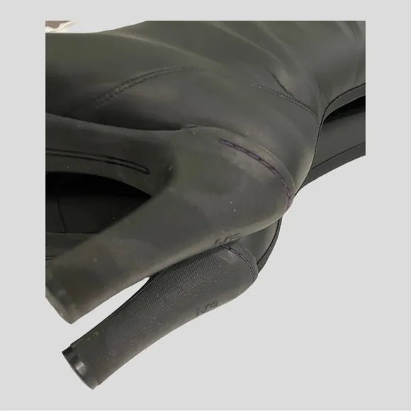 COLE HAAN G SERIES TALL Ruffle Black Rain-boots Size 8.5B