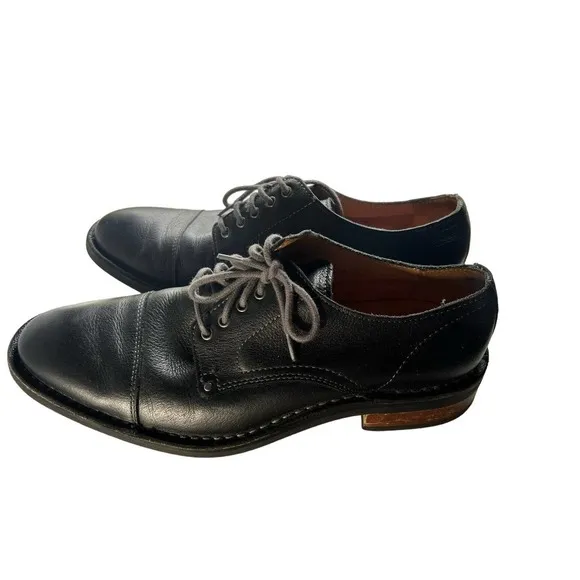 COLE Hahn‎ black leather lace up shoes size 9M