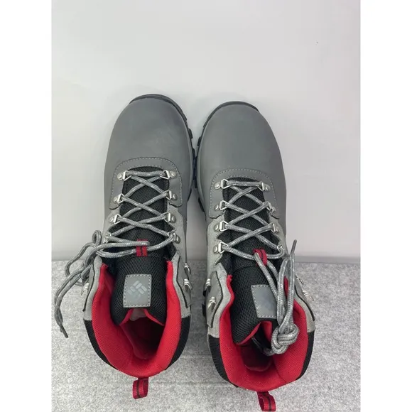 Columbia Men's Newton Ridge Plus II Waterproof Hiking Boots, EUC, sz. 11, camp