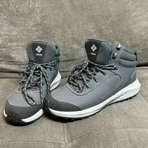 🥰🥰Columbia Waterproof Hiking Boots🥰🥰