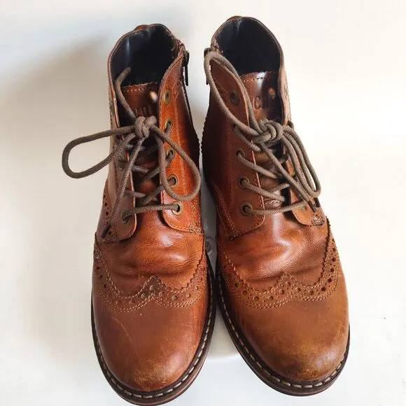 CREVO Chukka Ankle Boots Brown Leather SPEAK EASIER Oxford Wingtip Mens Size 9.5
