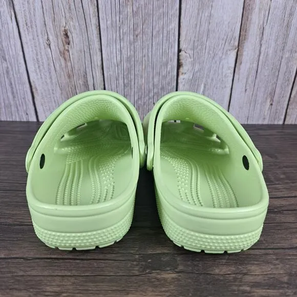 Crocs Clog Kids Clogs Light Green Junior Sz 2 w/ Jibbitz Explore Pack