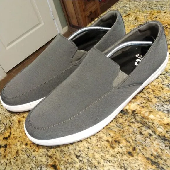 Cuater Travis Mathew Phenom Gray Canvas Casual Slip On Shoes 4MT113 Mens Size 13