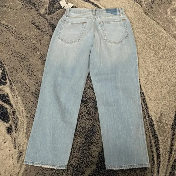 Curve Love Ultra High Rise Ankle Straight Jean