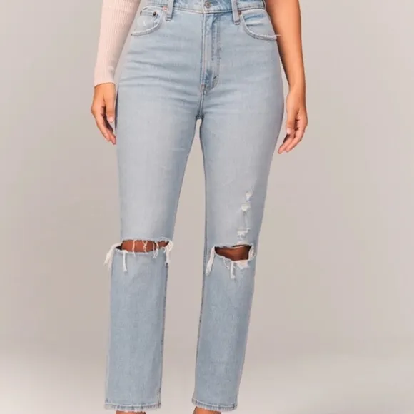 Curve Love Ultra High Rise Ankle Straight Jean