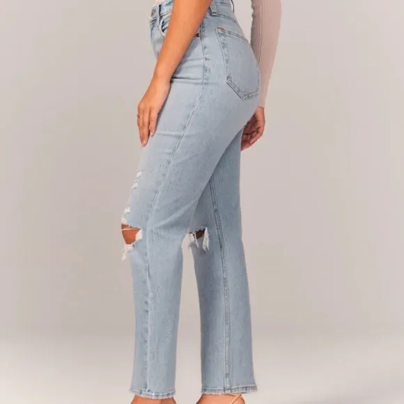 Curve Love Ultra High Rise Ankle Straight Jean