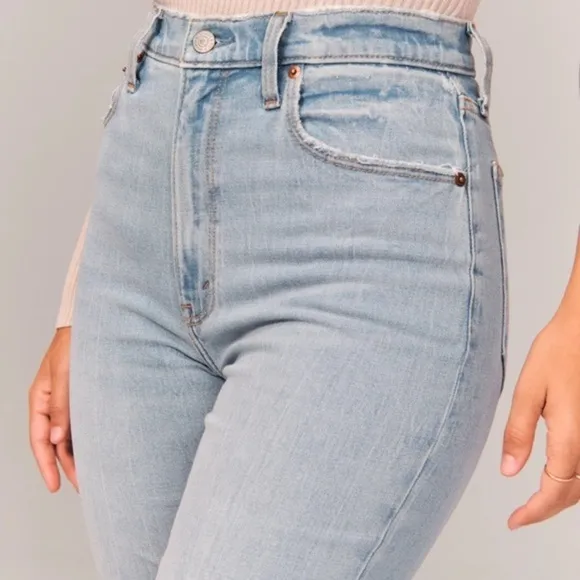 Curve Love Ultra High Rise Ankle Straight Jean