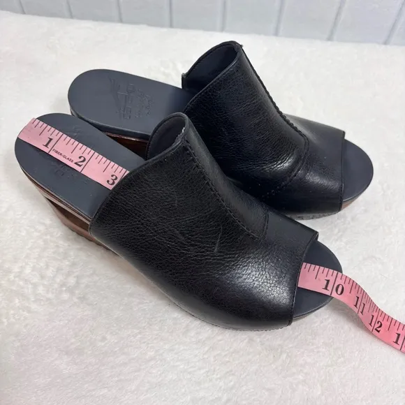 Dansko Limited Edition Sage Wedge Black Leather Made In Brazil Size 38