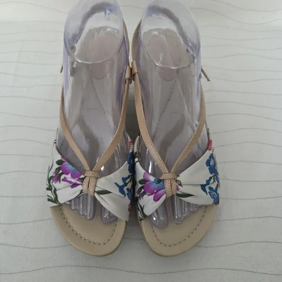 Dansko Womens Naomi Sandals Floral Wedge Heel Tan Shoes Size US 8.5-9/ EU 39